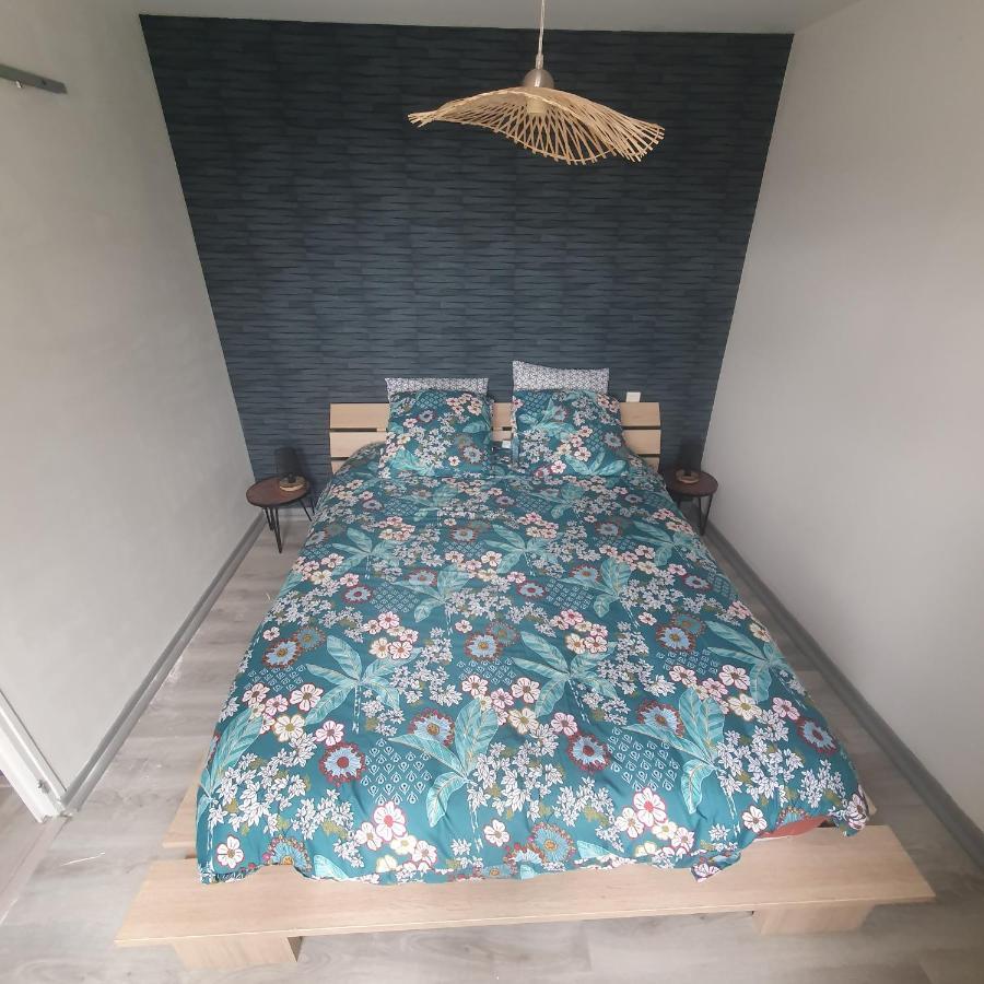 Appartement De La Tour エペルネー エクステリア 写真